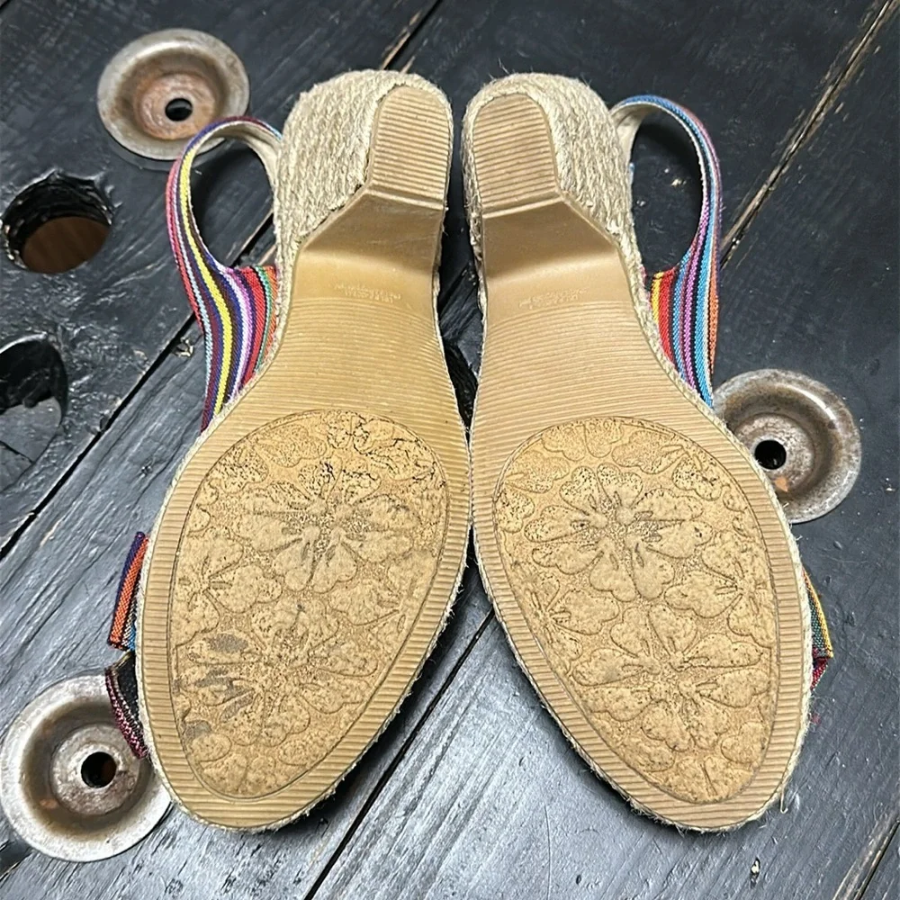 Kohl's Croft & Barrow Sole Sensability Frida Red Multi Striped Espadrille Pumps